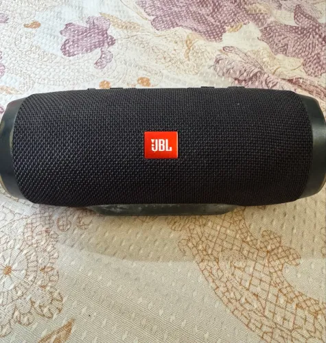 JBL charge 3