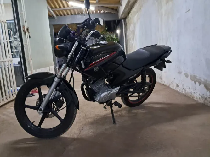 Moto 125 Yamaha factor 