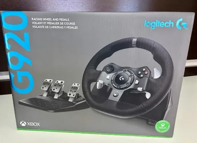 Conjunto Volante & Pedais Logitech G920 para Xbox Series X, S, One e PC