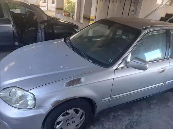 Honda Civic Sedan LX 1.6 16V Aut. 4P 2000