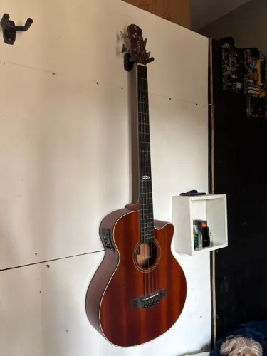 Baixo Strinberg SB240C 4 Cordas Mogno (Mahogany) Fosco - Semi Acústico