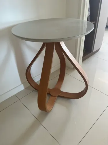 Mesa lateral