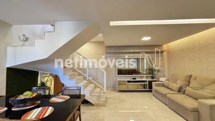 COBERTURA À VENDA NO MELHOR PONTO DO BAIRRO BURITIS!