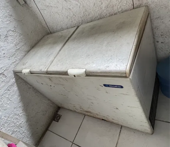 Freezer horizontal 2 portas METALFRIO