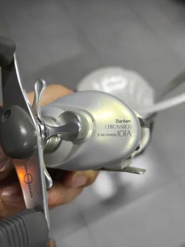 Carretilha Shimano bantam chronarch 101A