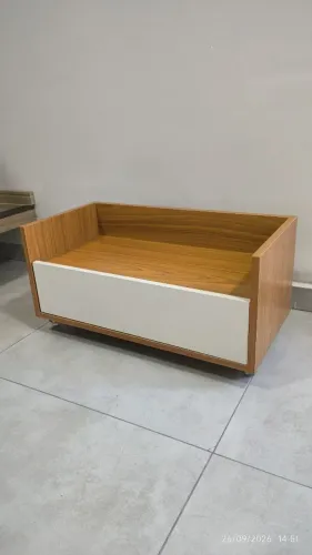 Gabinete com rodízios