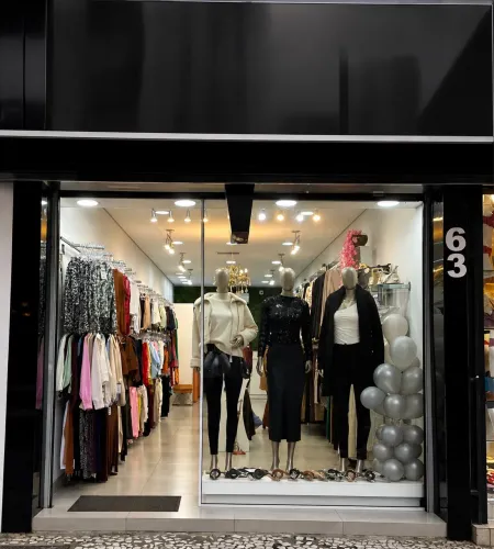 Vendo ponto comercial no centro de Curitiba