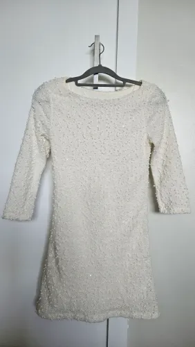 NOVO-Vestido Offwhite bordado com mini lantejoulas