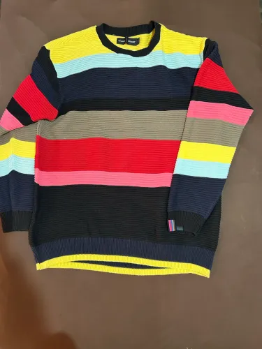 Blusas reserva GGG 300,00 cada