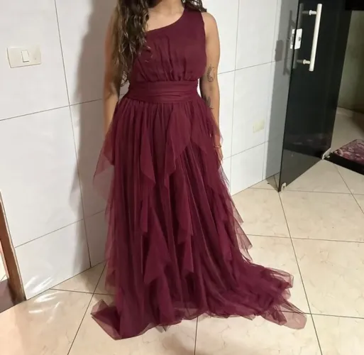 Vestido de festa GG - Cor vinho