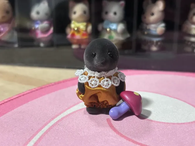 Sylvanian Families - Toupeira Blind Bag Halloween