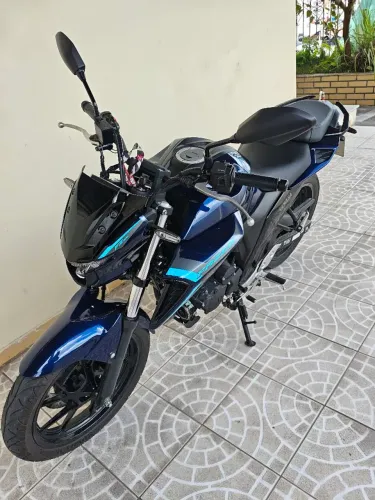 Vendo moto Fazzer F25