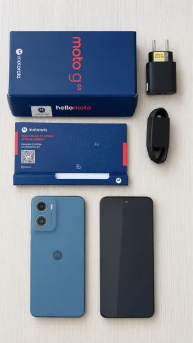 Smartphone Motorola Moto g05 - 128GB 12GB (4GB RAM + 8GB Ram Boost) e Camera 50MP 