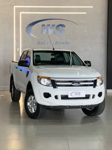Ford Ranger XLS 2.5 16V 4X2 CD Flex 2014