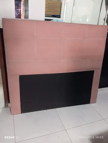 Vendo Cabeceira Aveludada Rosa R$ 80 reais 