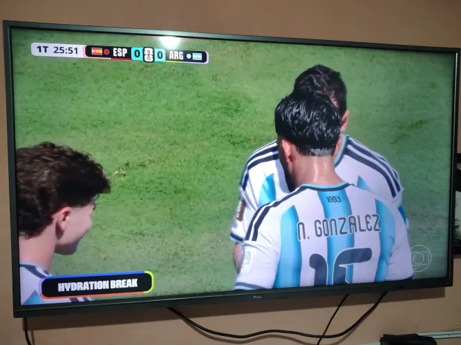 Vendo tv 55 smart 4k funcionando perfeitamente sem nenhum defeito