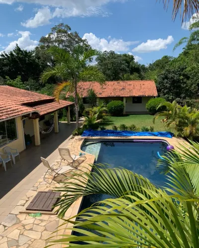 Chácara à venda em Araçoiaba da Serra-SP, Araçoiabinha: 4 quartos, 3 suítes, 1 banheiro, 8