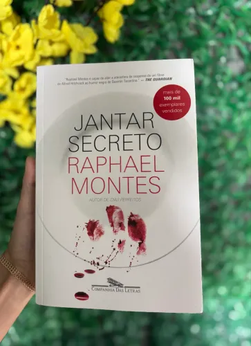Livro Jantar secreto : Raphael Montes.