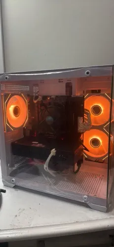 PC Gamer i5 + RX 580 4GB | 8GB DDR4 | SSD + HD 1TB | Gabinete Branco RGB