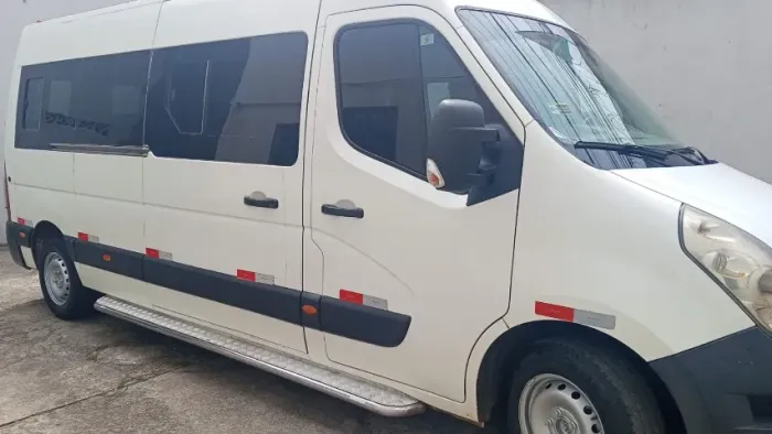 Renault Master 2.3 DCI STD Medio Esco. 20L Dies. 2017