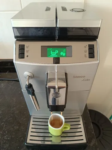 Cafeteira para expresso Saeco Lirika
