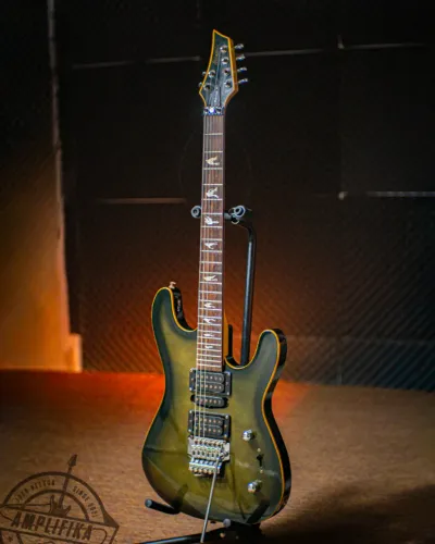 Guitarra Memphis by Tagima MG-130 Superstrato