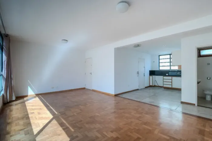 PARAISO - 107 METROS - REFORMADO - AR / JANELAS / COZINHA