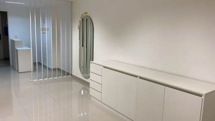 ARMÁRIO PARA ESTÉTICA