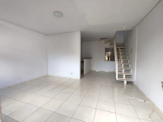 Sobrado em Condomínio na 406 Norte