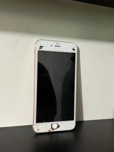 iPhone 6s Plus com defeito (leia a descrição)
