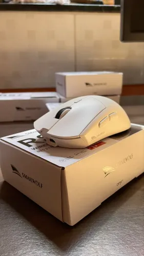 Mouse Gamer Branco Sensor PAW3311