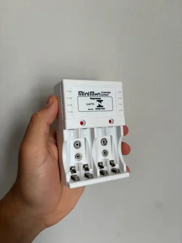 Carregador de pilha (novo nunca usado)