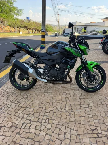 Kawasaki z 400