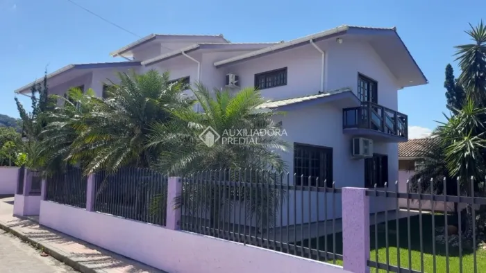 Casa em Paulo Lopes