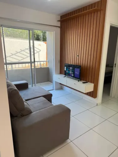 KM- ALUGO APARTAMENTO NO COND GRAN VILLAGE ARAÇAGY V