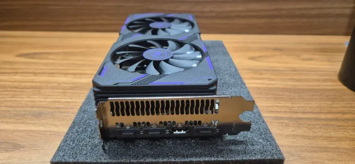 Placa de vídeo RX 5700 XT 8gb