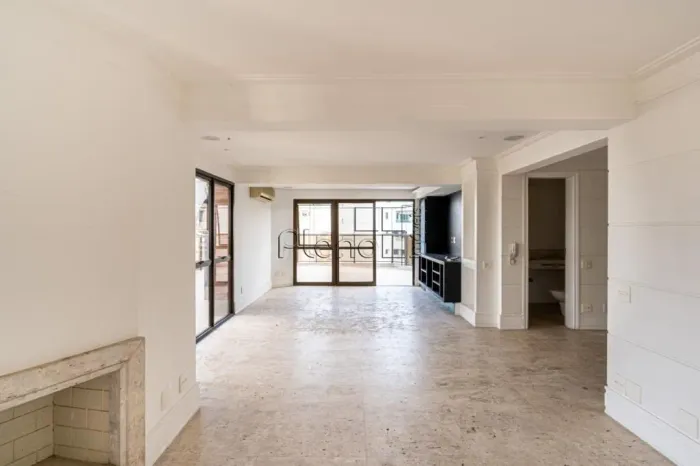 Cobertura à venda em São Paulo, Vila Andrade, com 5 suítes, com 592 m², Condominio Maxim's