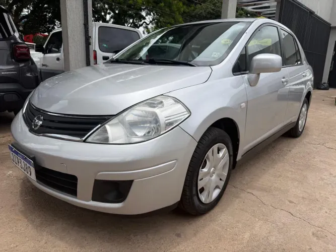 Nissan Tiida Sedan 1.8 16V Flex Fuel 4P 2012