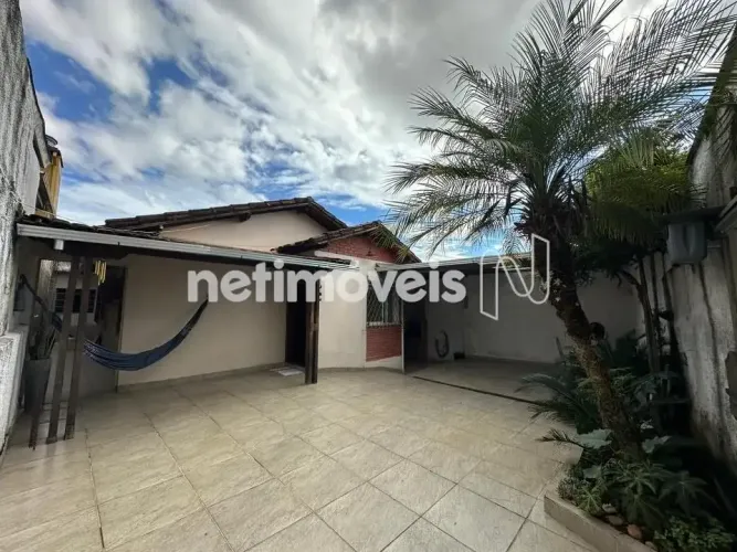 Casa a venda no Alípio de Melo