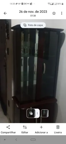 Linda cristaleira muito conservada