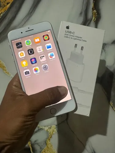 IPhone 8 plus 64gb