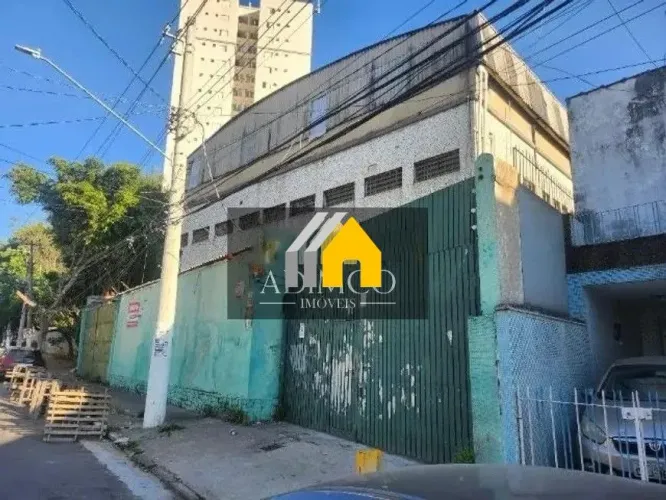 VENDE ou ALUGA GALPAO NA CATUMBI ZONA LESTE