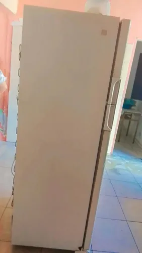 GELADEIRA PRA RETIRAR PEÇAS
