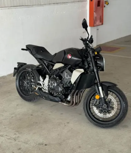 CB1000r 24