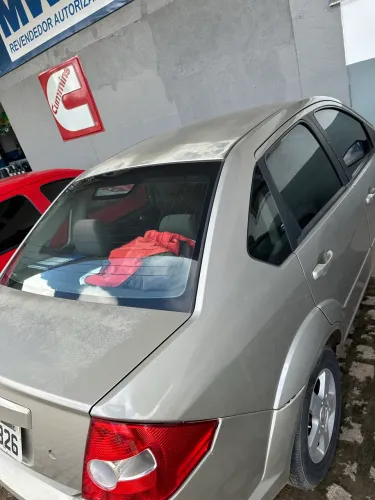 Ford Fiesta Sed. Personnalite 1.0 8V 4P 2006