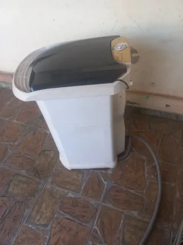 Vende-se tanquinho com defeito