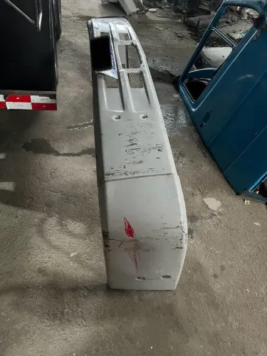 Peças semi novas de diversos caminhões 