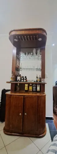 Barzinho De Madeira Vintage Com Armário E Espelho