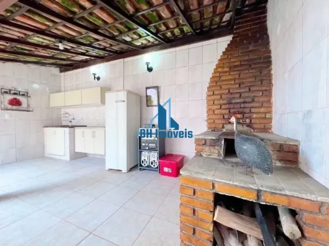 Casa Geminada 3 quartos com suíte e 2 vagas no Castelo - Belo Horizonte/MG
