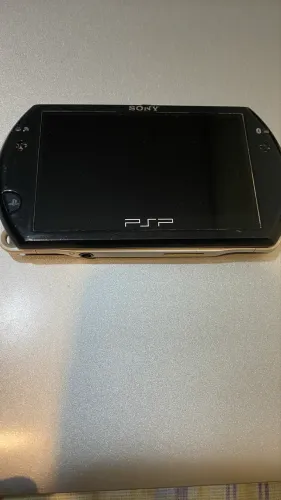 PSP GO